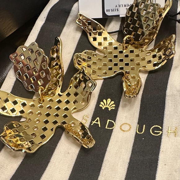 Lele Sadoughi Gold Cutout Paper Lily Floral Earrings - Picture 1 of 7